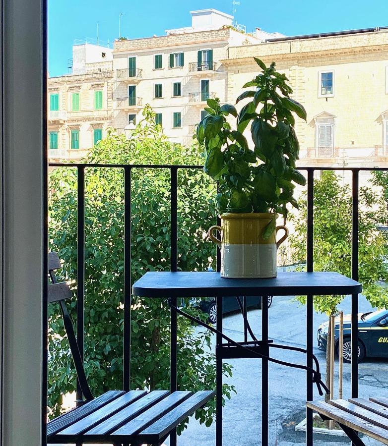 B&B Al Vico Trani Eksteriør bilde