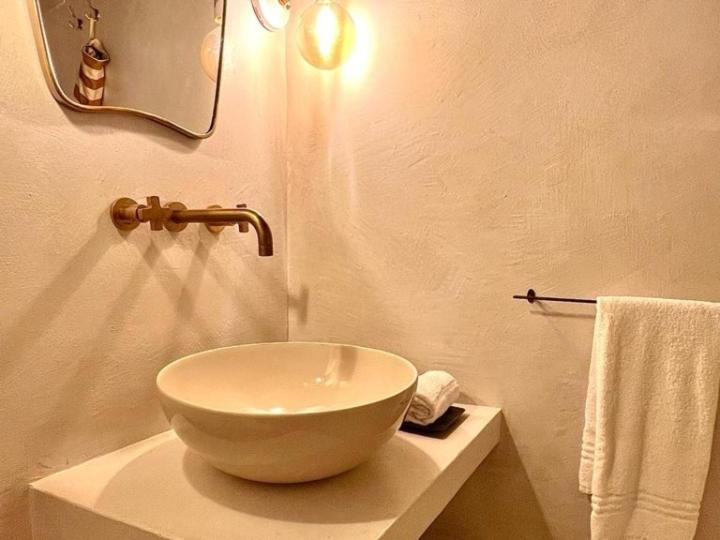 B&B Al Vico Trani Eksteriør bilde