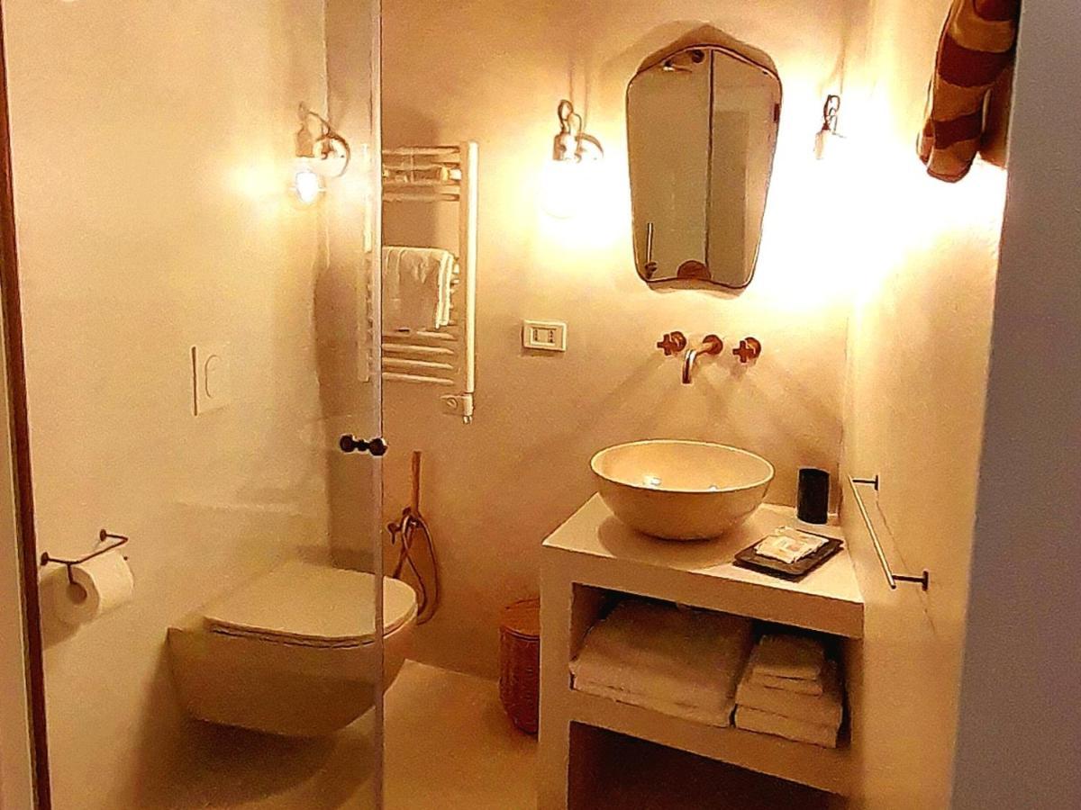 B&B Al Vico Trani Eksteriør bilde