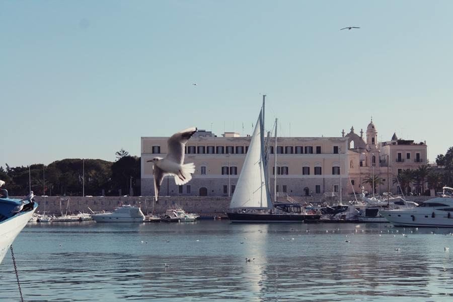 B&B Al Vico Trani Eksteriør bilde