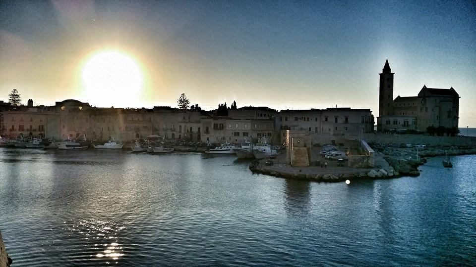 B&B Al Vico Trani Eksteriør bilde