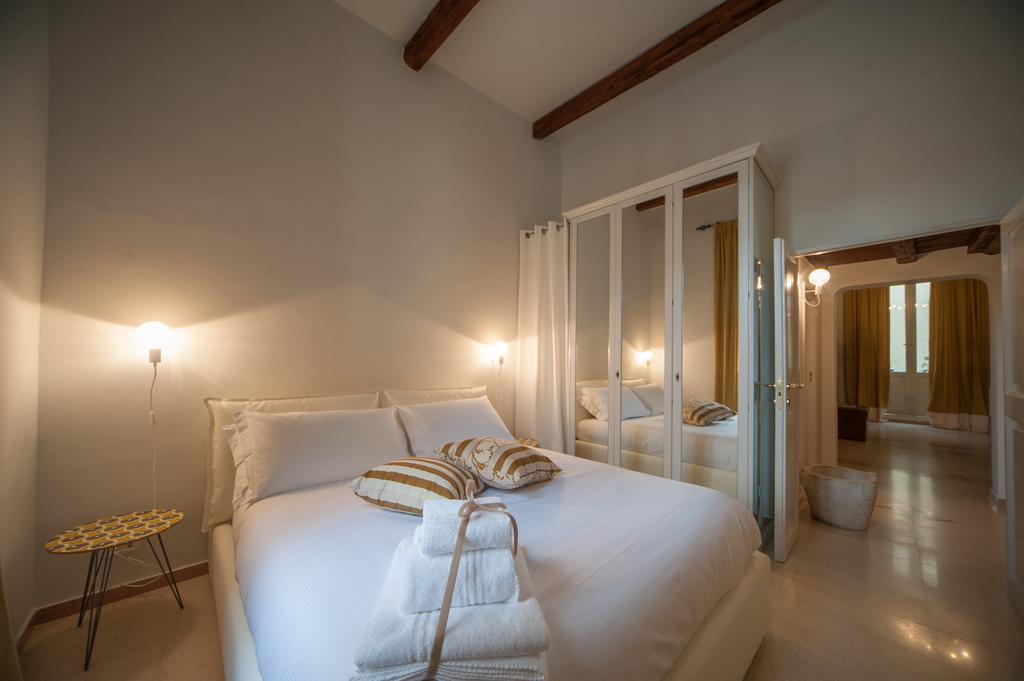 B&B Al Vico Trani Eksteriør bilde