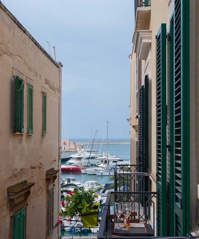 B&B Al Vico Trani Eksteriør bilde