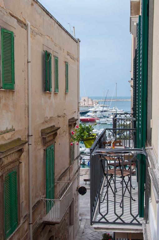 B&B Al Vico Trani Eksteriør bilde
